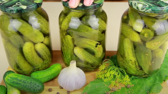 Мариновані огірки