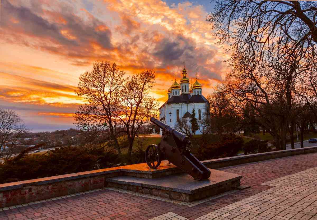 Чернигов. Чернигов центр города. Чернигов вал. Чернигов Украина.