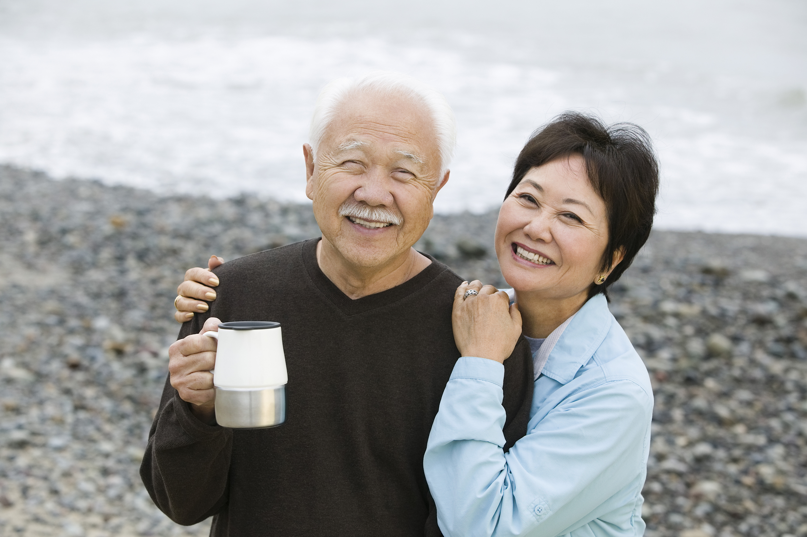 Пожилые азиаты. Японские долгожители. Японские пенсионеры. Пожилая пара японцев. Японское долголетие.