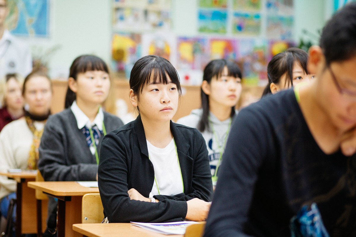 Первое образование в мире. Японские школьники. Школа в Японии. Старшие школы в Японии. Японская старшая школа.